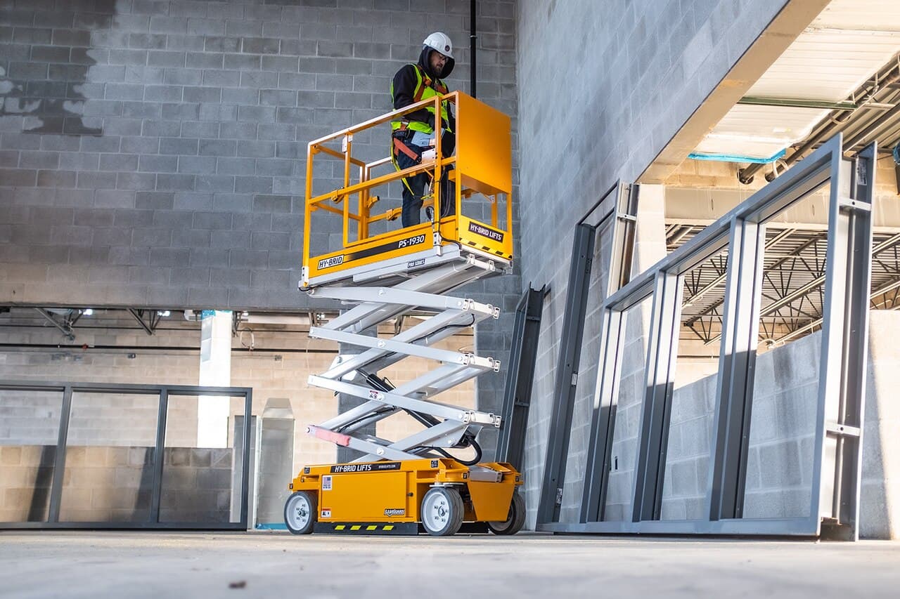 11 mt Scissor Lift — MARINA PLATFORMS S2-54-11MUC