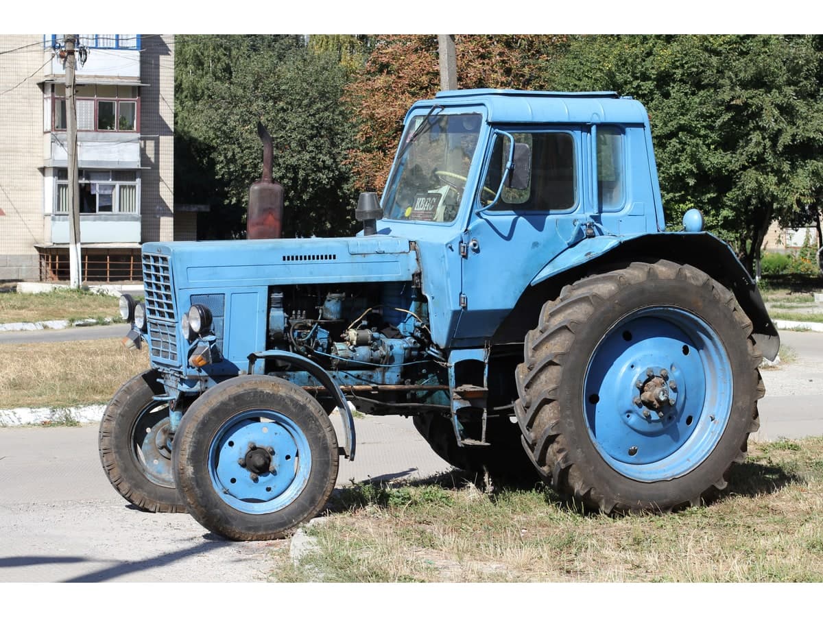 Belarus · 80 · Agricultural tractors
